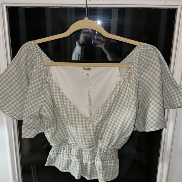 Peach Love California Ivory and Mint Crop Top Size S - Picture 2 of 8